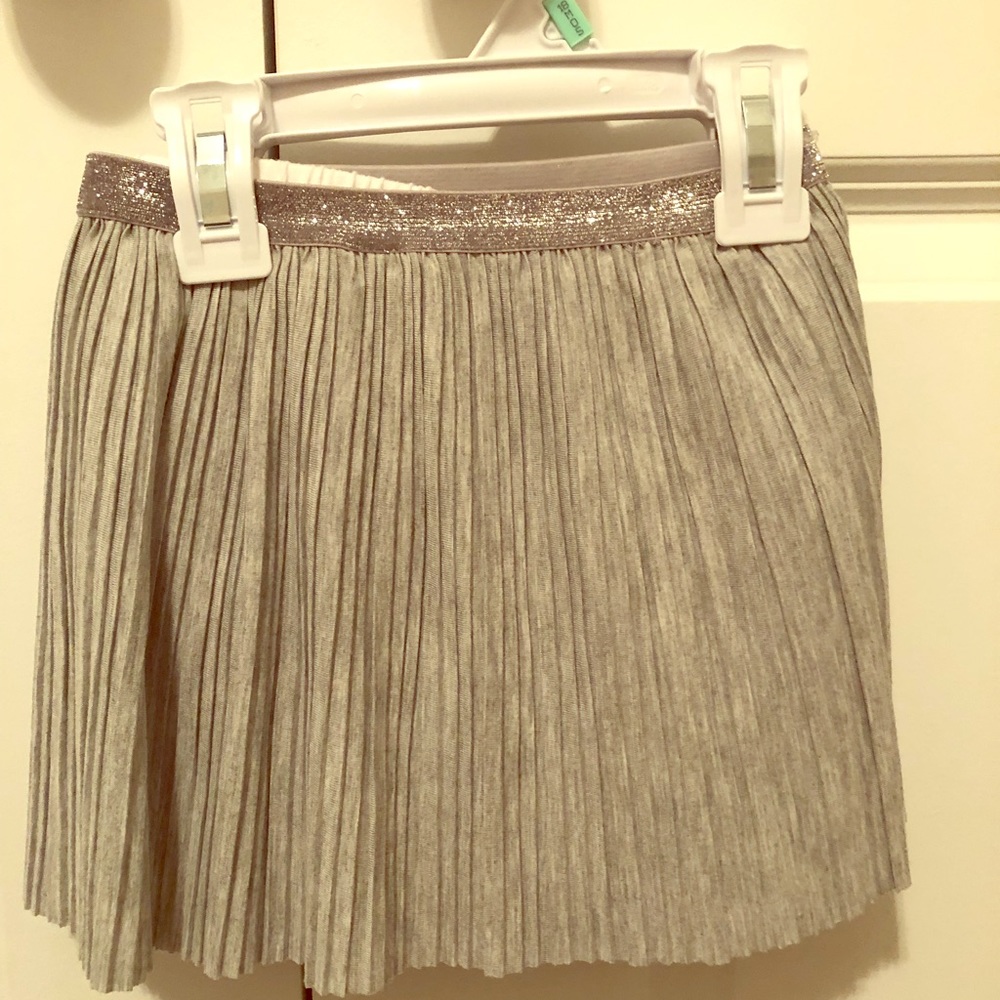 Gray velvet skirt for toddler